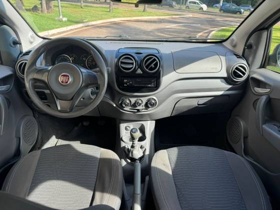 FIAT PALIO 1.0 MPI ATTRACTIVE 8V FLEX 4P MANUAL